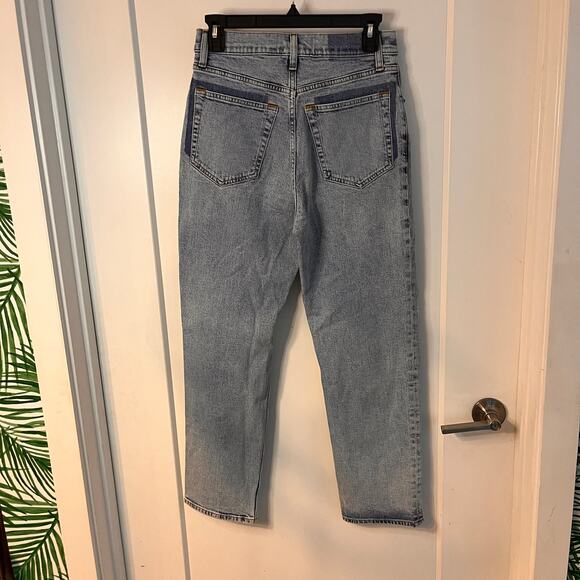 Abercrombie & Fitch Curve Love Ultra High Rise Ankle Straight Jean Size 27 - Picture 3 of 8